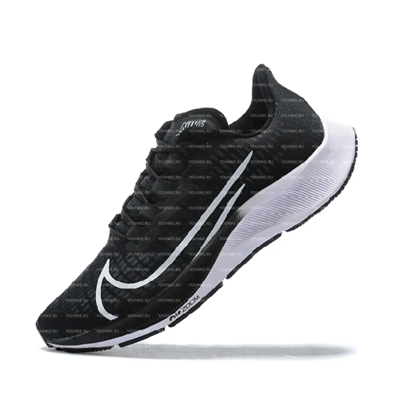 Мужские кроссовки Nike Air Zoom Pegasus 37 (черный-белый)