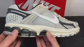 It’s a beauty Nike Zoom Vomero 5 Supersonic, it glows. unboxing and review