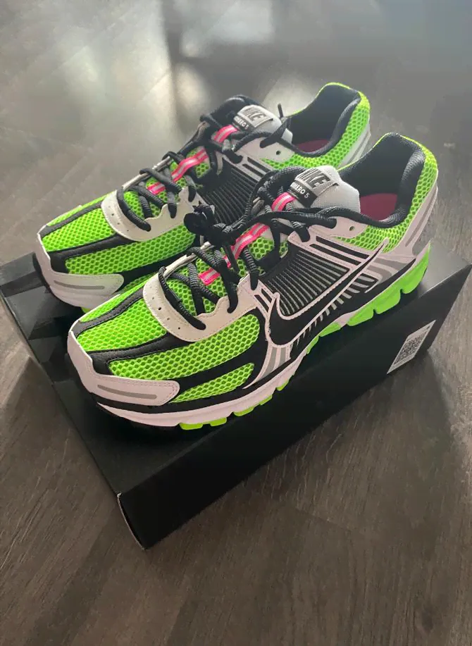 Nike Zoom Vomero 5 SE-0