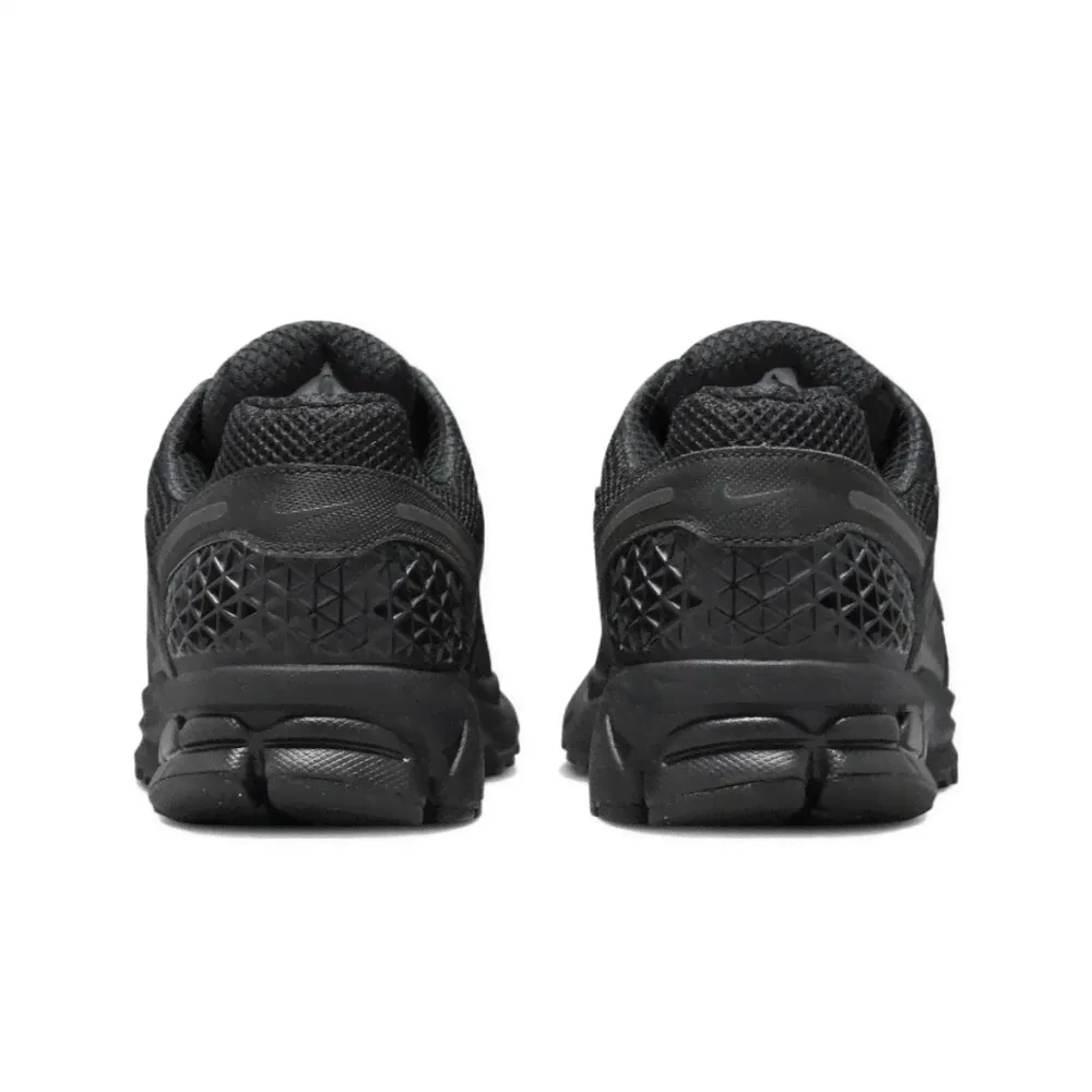 Nike Air Zoom Vomero 5 Triple Black-1