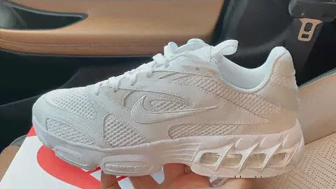 Nike Zoom Air Fire Photon Dust White Womens Sneakers