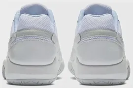 Кроссовки NIKE Air Zoom Resistance
