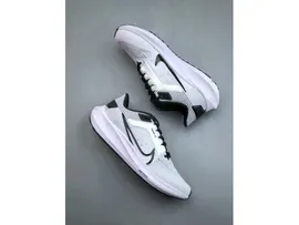 Nike Air Zoom Winflo +40 - дисконт цена