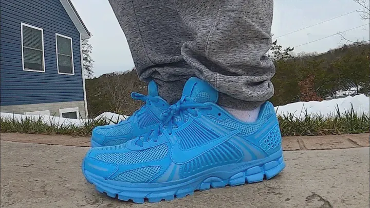 NIKE ZOOM VOMERO 5 - Lakeside - On Feet & Sizing Info - 1st Pickup of 2024