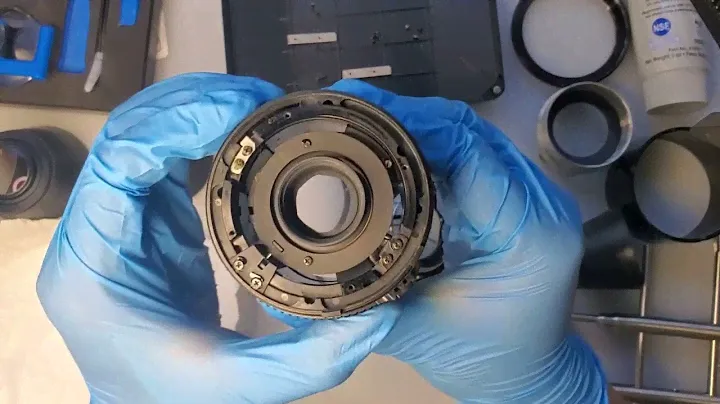Minolta MD Zoom 35-70mm 1:3.5 lens disassembly